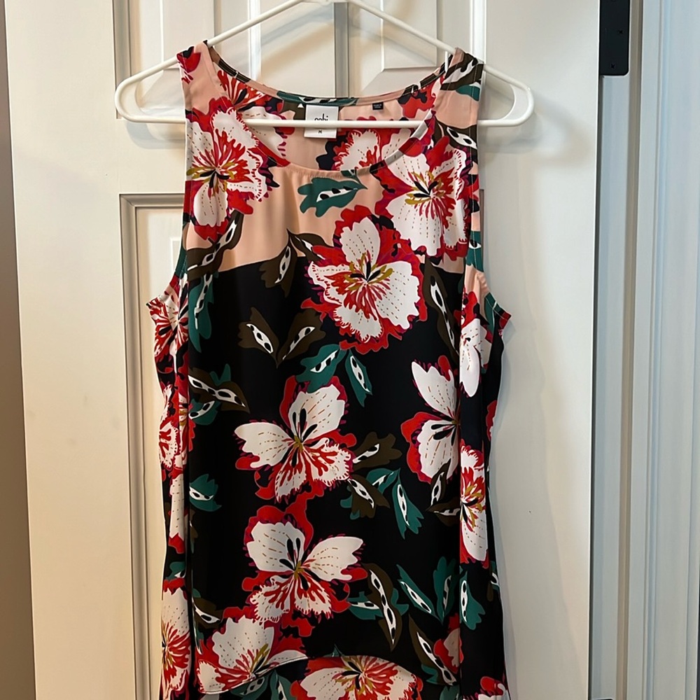 Cabi black floral hibiscus sleeveless top